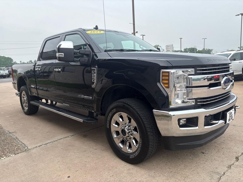 2019 Ford F-250 LariatImage 8