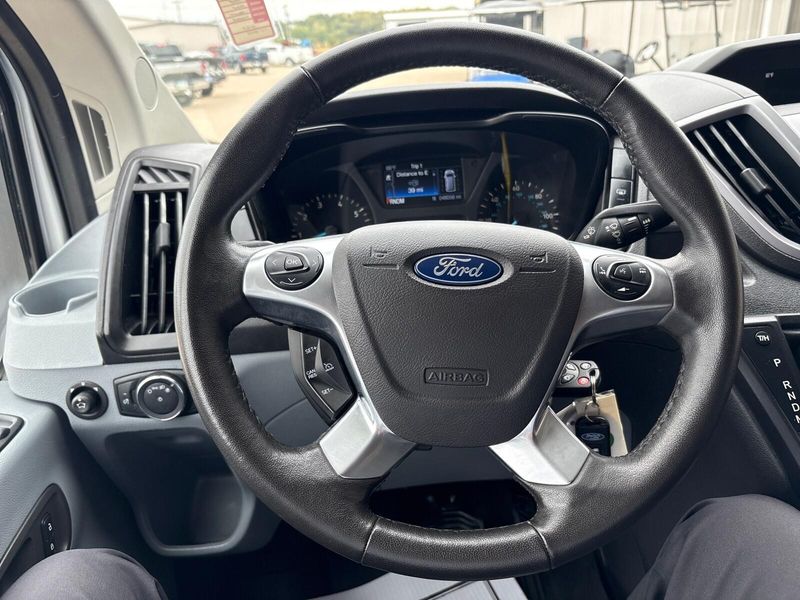 Used 2019 Ford Transit-350 XLImage 16
