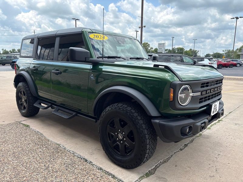 Used 2024 Ford Bronco Black DiamondImage 7