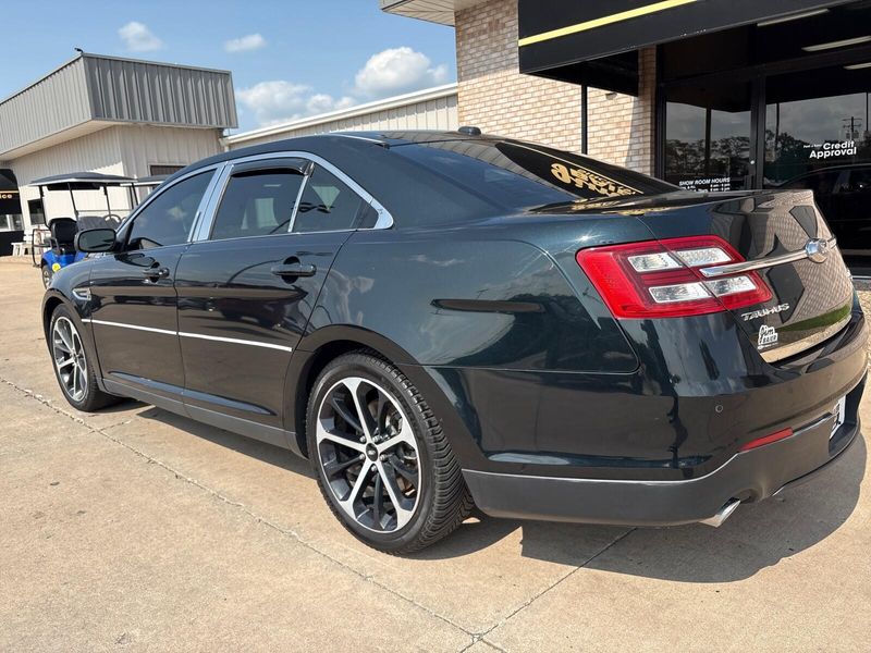 2014 Ford Taurus LimitedImage 11