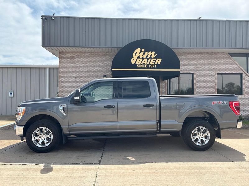 Used 2022 Ford F-150 XLTImage 2