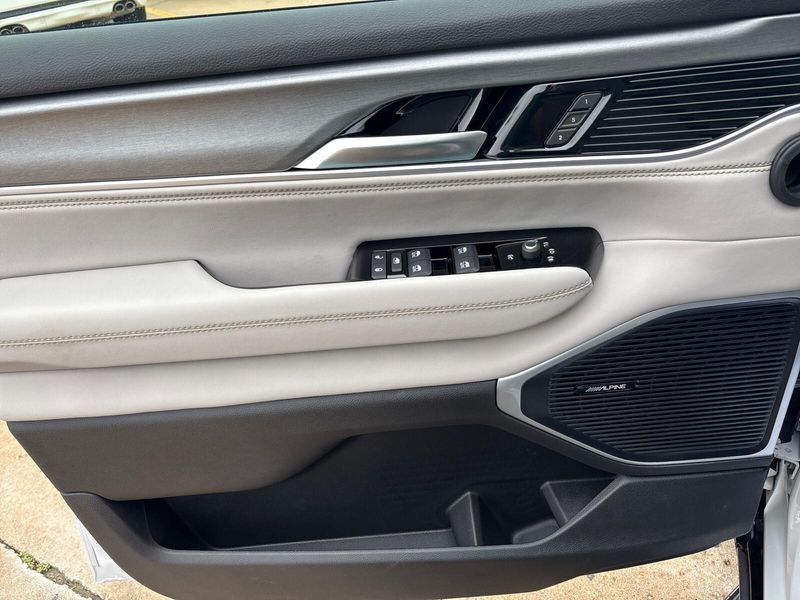 2026 Jeep Grand Wagoneer 4x4Image 14