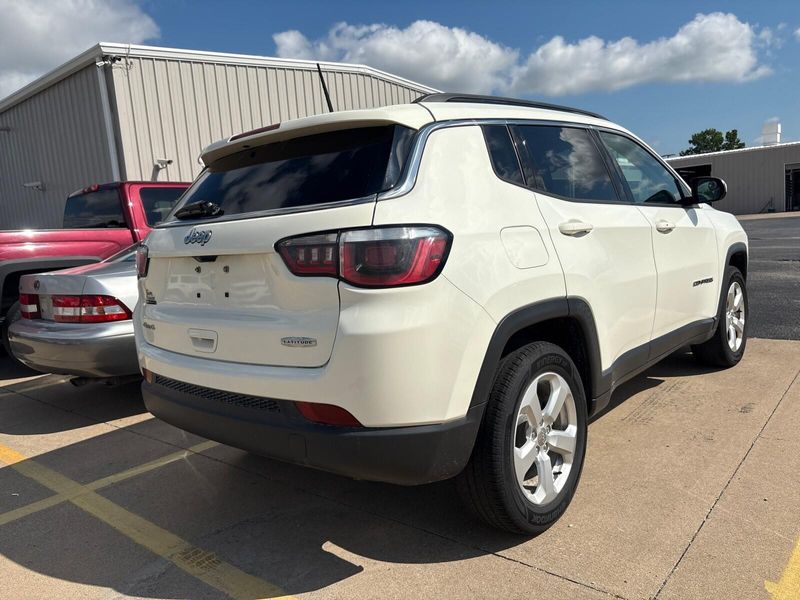 Used 2017 Jeep New Compass LatitudeImage 6