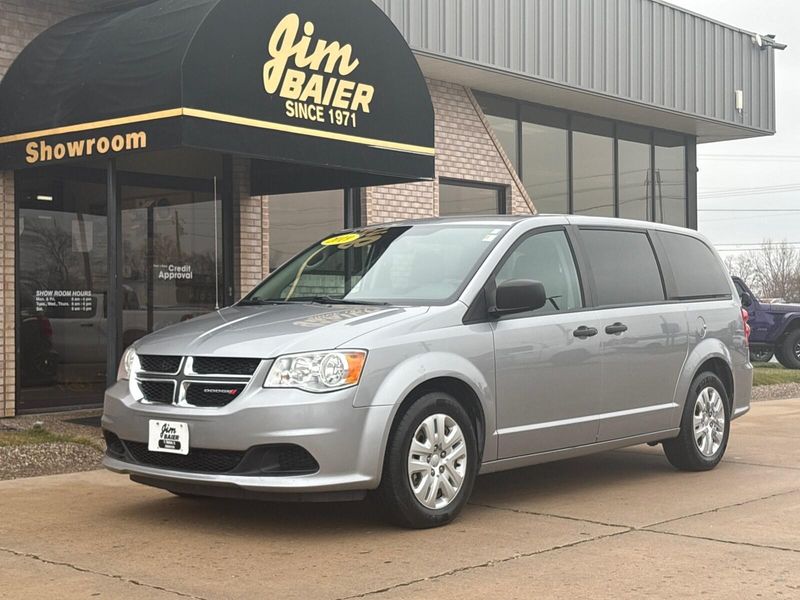 Used 2019 Dodge Grand Caravan SEImage 1