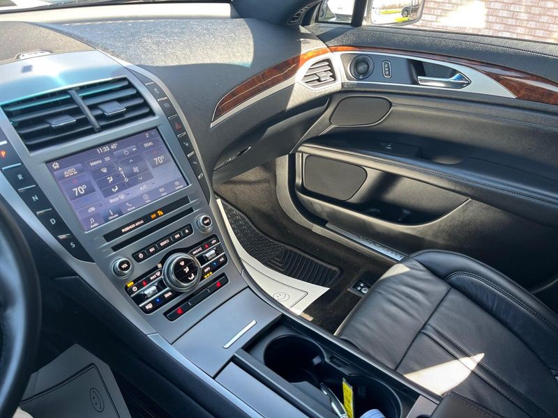 2020 Lincoln MKZ ReserveImage 17