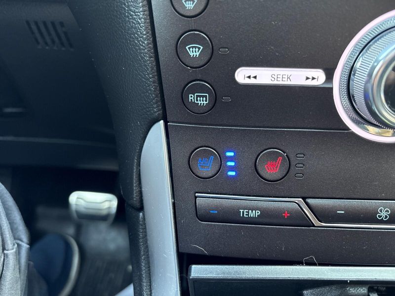 2019 Ford Edge STImage 21