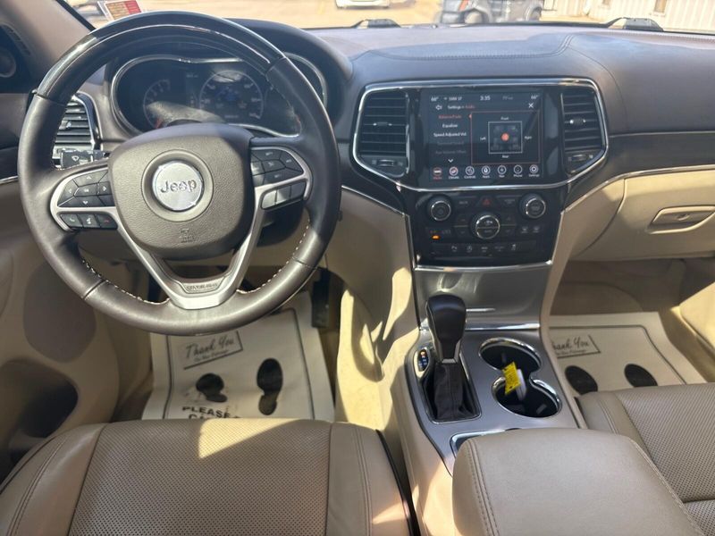 Used 2020 Jeep Grand Cherokee OverlandImage 6