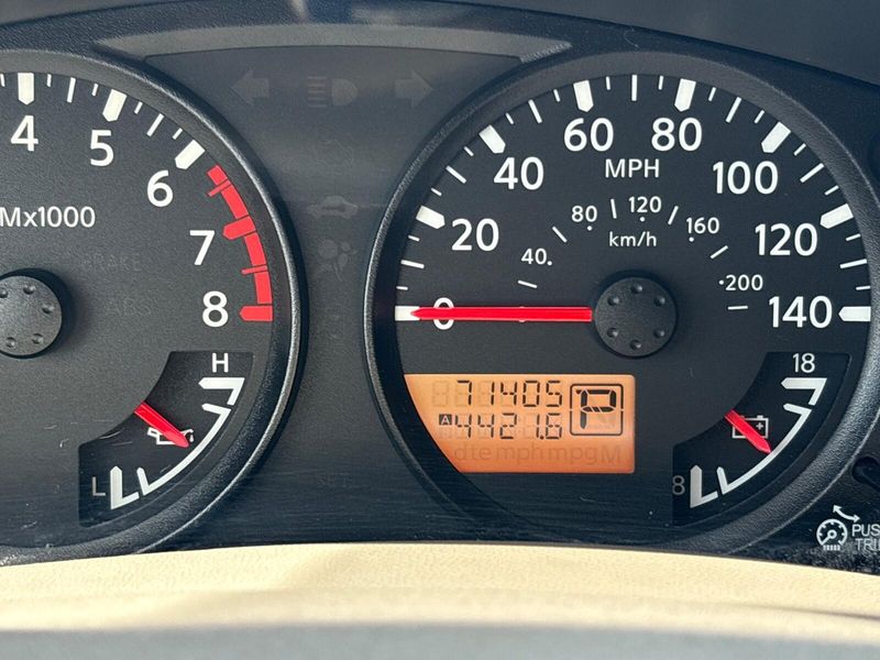 Used 2017 Nissan Frontier SV V6Image 15