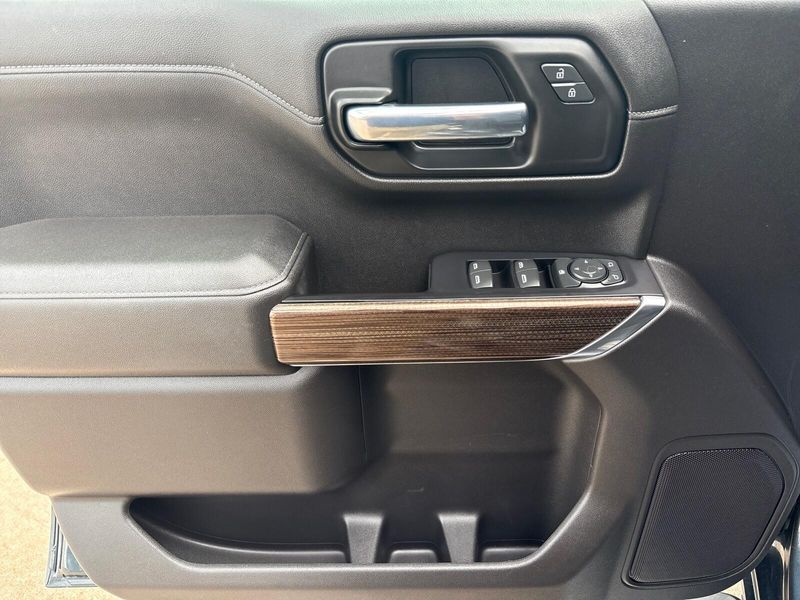 Used 2020 Chevrolet Silverado 1500 RSTImage 15
