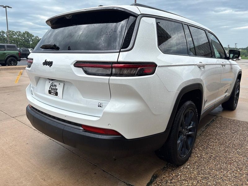 New 2026 Jeep Grand Cherokee L 85th Anniversary Edition 4x4Image 11