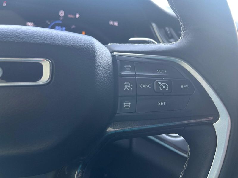2021 Jeep Grand Cherokee L AltitudeImage 15