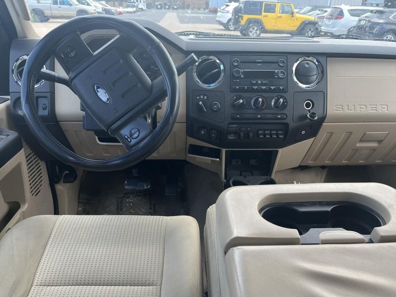 2008 Ford F-250 FX4Image 10