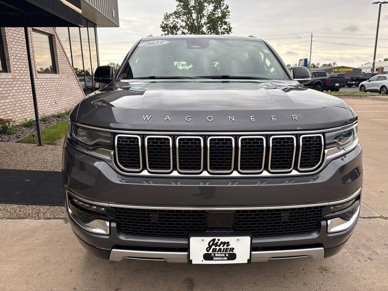 2025 Jeep Wagoneer Series IIImage 8