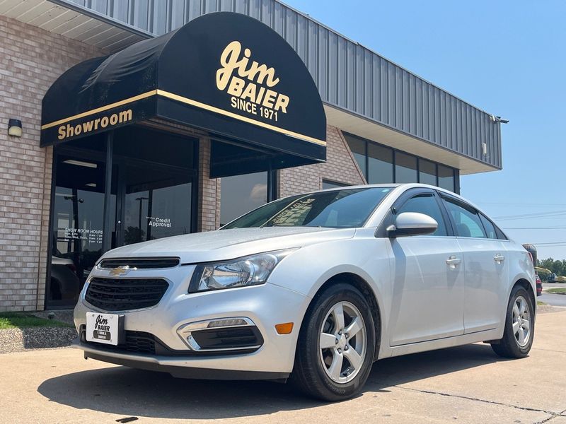 2016 Chevrolet Cruze Limited LTImage 1