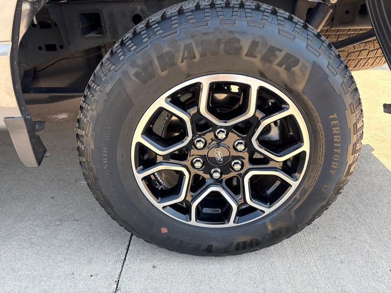 Used 2023 Ford F-150 XLTImage 12