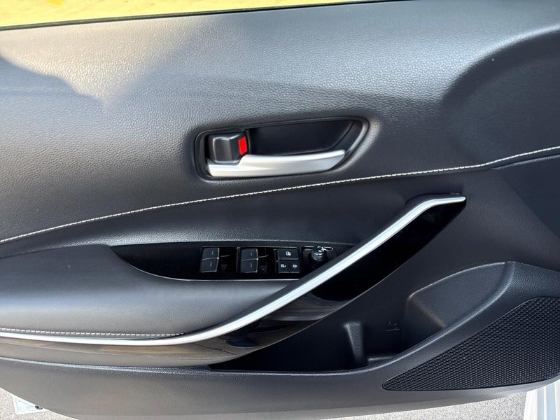 Used 2023 Toyota Corolla Hatchback XSEImage 12