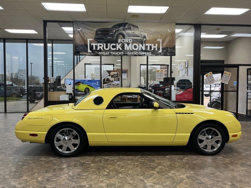 Used 2002 Ford Thunderbird w/Hardtop PremiumImage 6