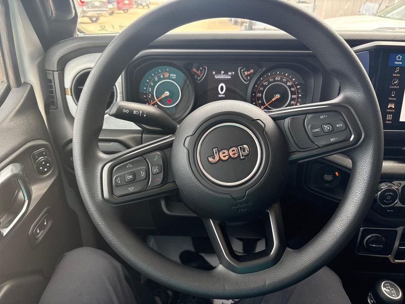New 2025 Jeep Gladiator Nighthawk 4x4Image 14