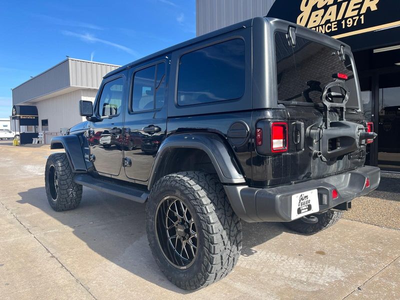 2021 Jeep Wrangler Unlimited SaharaImage 10