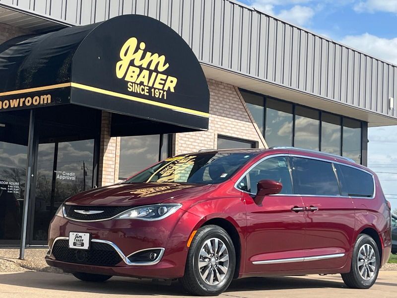 2020 Chrysler Pacifica Touring L PlusImage 1