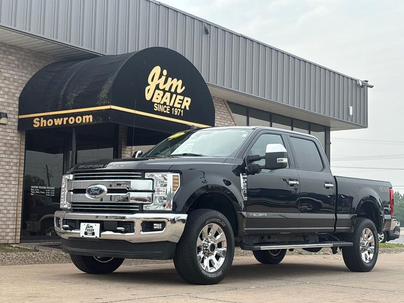 2019 Ford F-250 LariatImage 1
