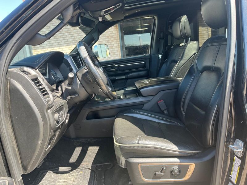 2019 RAM 1500 LimitedImage 3