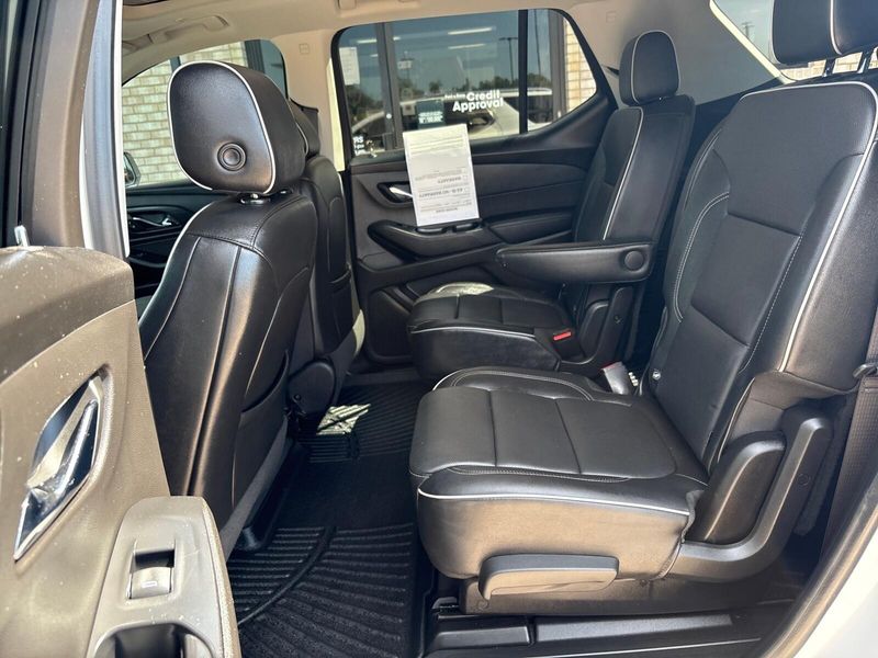 Used 2021 Chevrolet Traverse High CountryImage 4