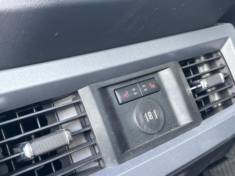 Used 2025 Ford F-250 LariatImage 5