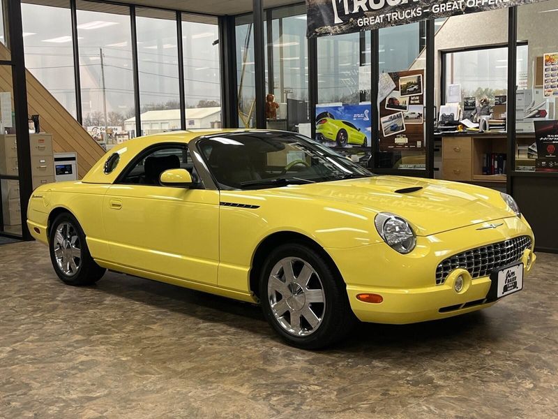 Used 2002 Ford Thunderbird w/Hardtop PremiumImage 4