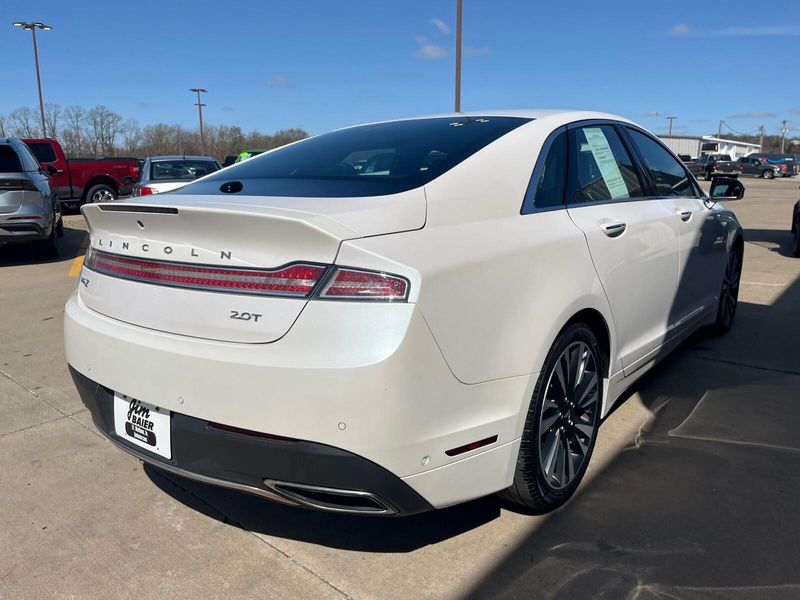 2020 Lincoln MKZ ReserveImage 9
