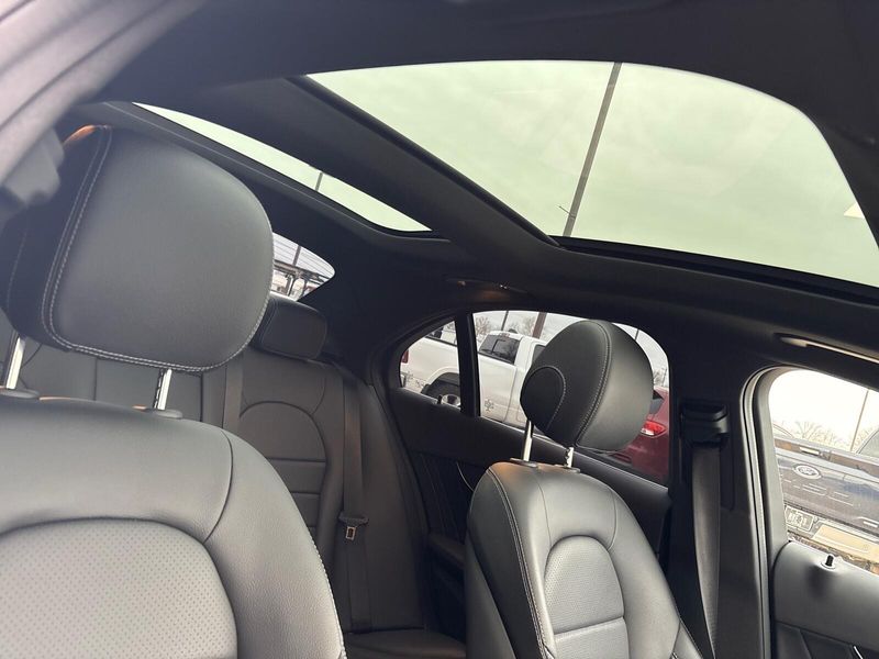 Used 2021 Mercedes-Benz C 300 300Image 8