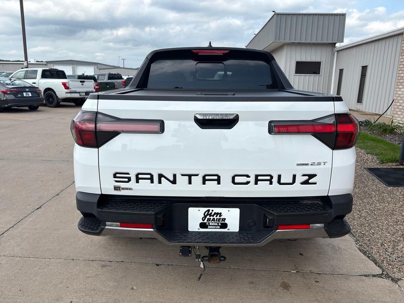 Used 2023 Hyundai Santa Cruz LimitedImage 9