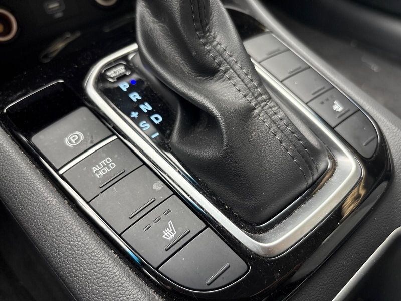 Used 2021 Hyundai Ioniq Hybrid SEImage 13