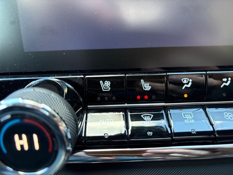 Used 2023 Chevrolet Colorado 4WD Z71Image 26