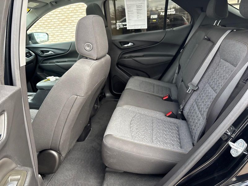 Used 2023 Chevrolet Equinox LTImage 5
