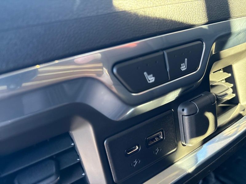 Used 2021 GMC Sierra 1500 SLTImage 5