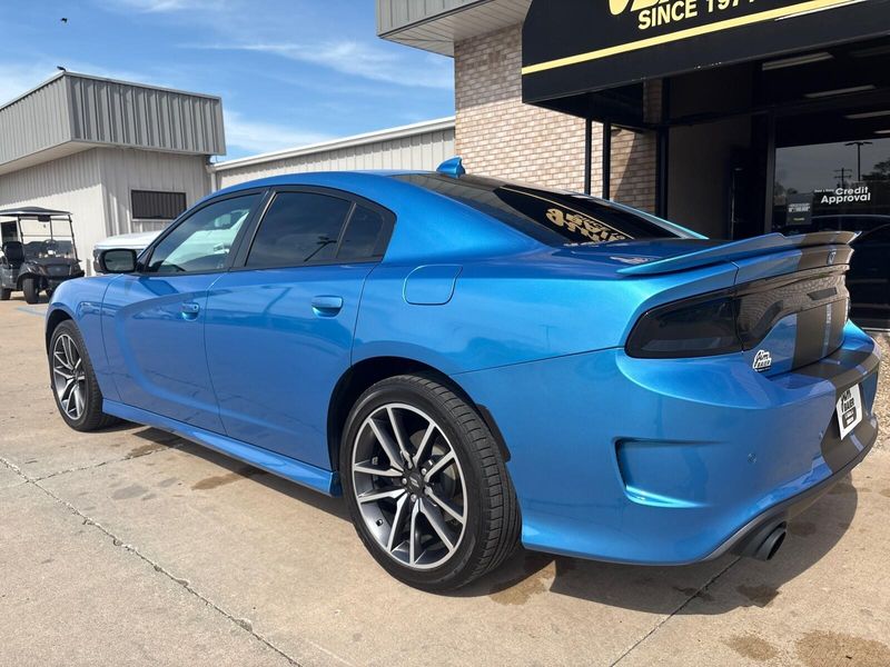 Used 2023 Dodge Charger GTImage 10