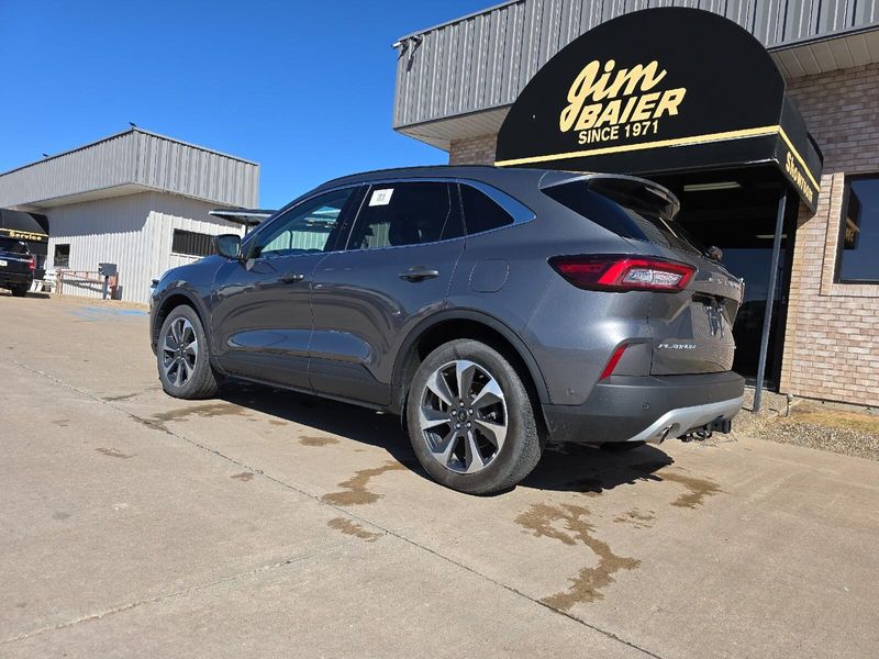 2023 Ford Escape PlatinumImage 9