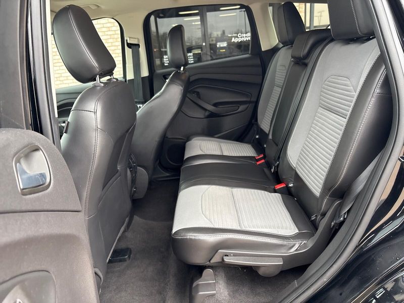 Used 2018 Ford Escape SEImage 4