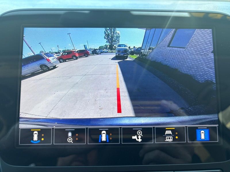 Used 2022 Chevrolet Equinox LTImage 18