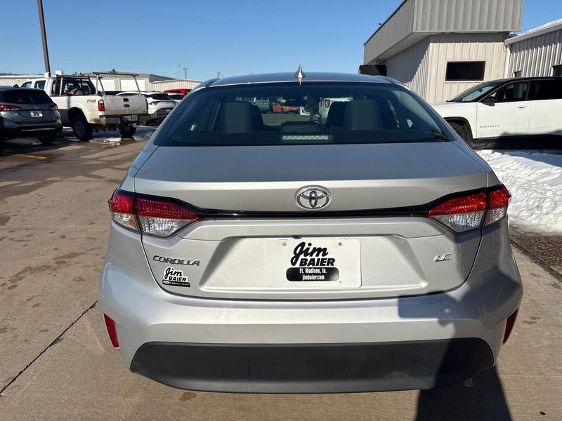 Used 2023 Toyota Corolla LEImage 9