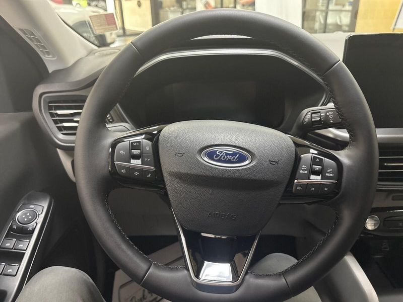 2025 Ford Escape Active photo 7
