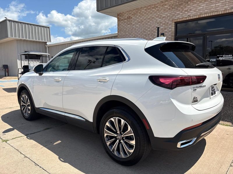 Used 2024 Buick Envision PreferredImage 10