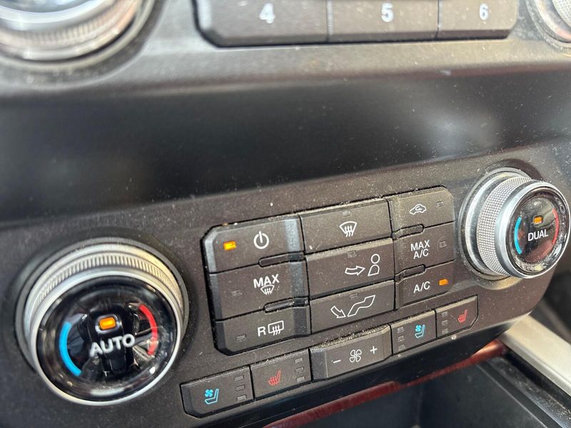 Used 2019 Ford F-150 King RanchImage 18