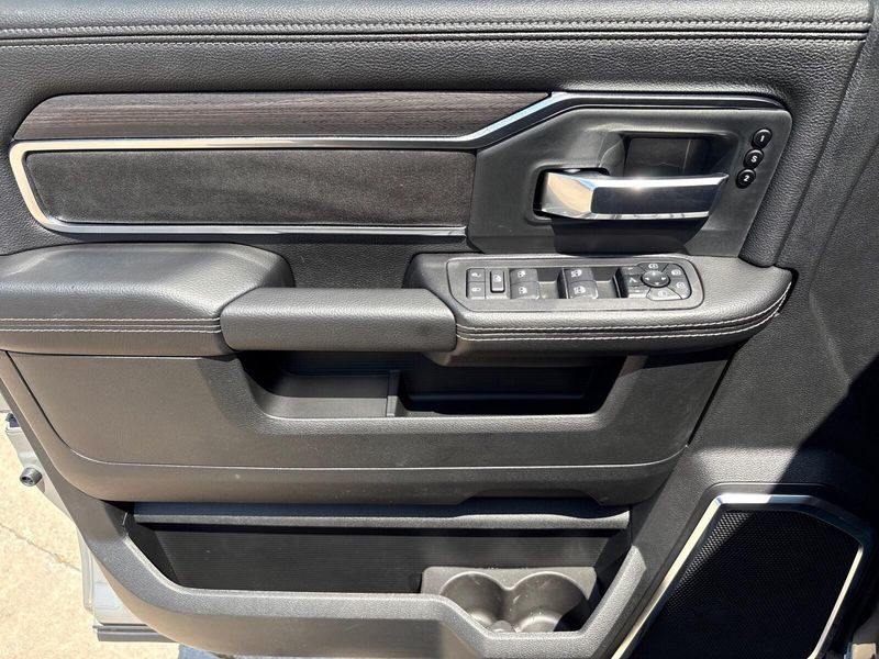 New 2025 RAM 2500 Laramie Crew Cab 4x4 6