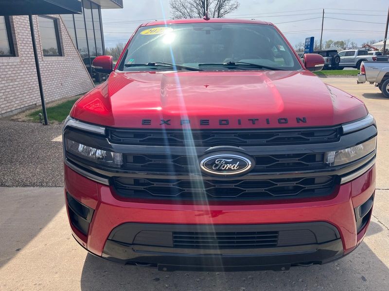 2022 Ford Expedition LimitedImage 8