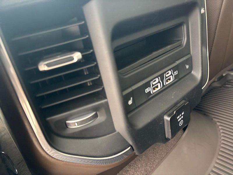 New 2026 RAM 1500 Laramie Crew Cab 4x4 5