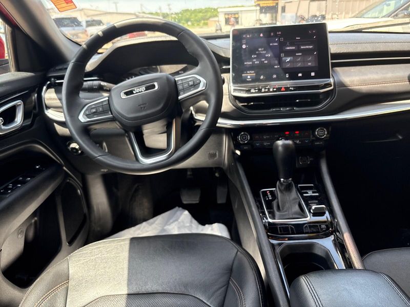 2023 Jeep Compass (RED) EditionImage 5