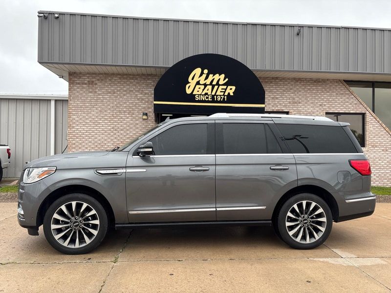 Used 2021 Lincoln Navigator ReserveImage 2