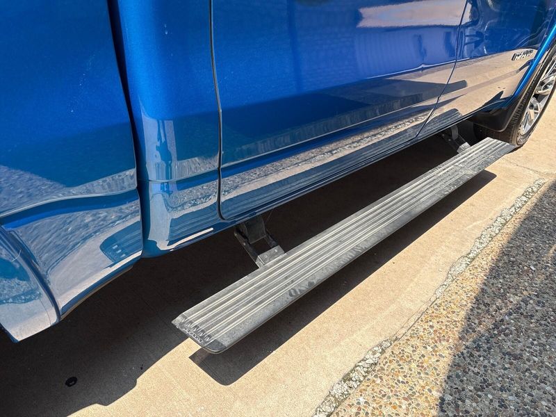 2022 RAM 1500 LaramieImage 10